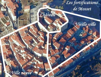 Mosset vu d'avion avec les fortifications